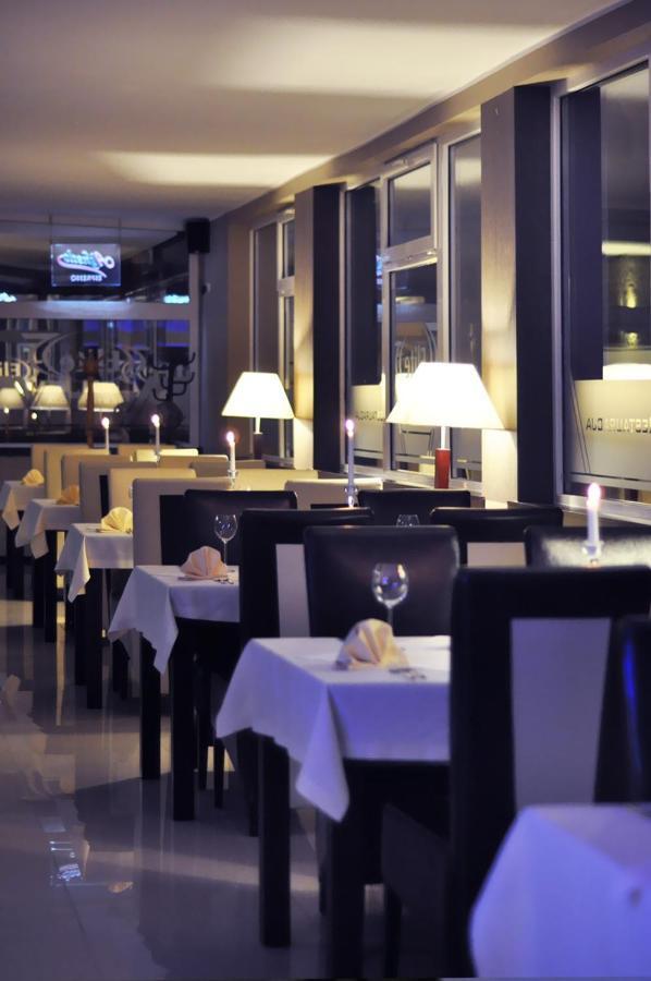 Hotel Pojezierze Szczecinek Bagian luar foto
