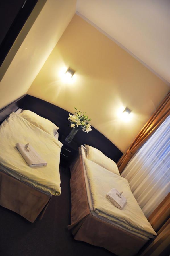 Hotel Pojezierze Szczecinek Ruang foto